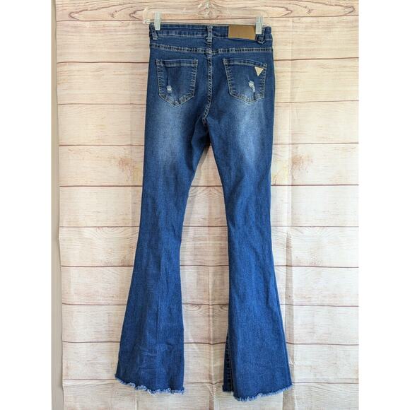 Celebrity Ace Women’s High Waisted Stretch Flare Distressed Jeans Size 7/28 - Picture 2 of 10
